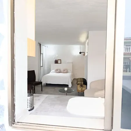 Reformado Atico Barbacoa Terraza Лос-Реалехос